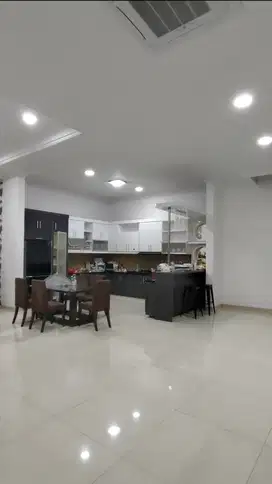 RUMAH NGANTONG & LOKASI BAGUS DI KAVLING POLRI JELAMBAR
