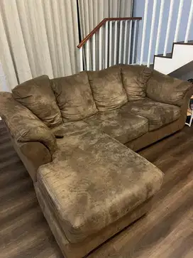 Sofa ashley darcy L