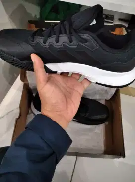 DIJUAL CEPAT SEPATU ADIDAS BARU CUCI GUDANG