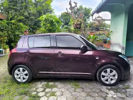 DIJUAL Suzuki Swift 2008