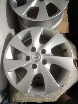 Velg Nissan SERENA R.16 ori
