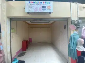Disewakan kios di pasar segar graha raya bintaro harga per tahun
