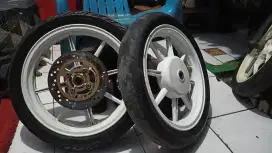 Vrossi putih p8 mio