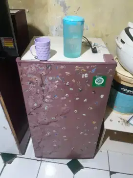 Kulkas sharp 1 pintu