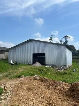 gudang tanah kolam