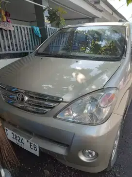 Toyota Avanza G 2004