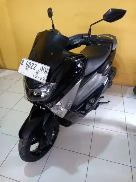 Nmax 2017 hitam glosy