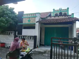 Rumah hook 3 kamar milik sendiri jual murah SHM dekat jalanraya