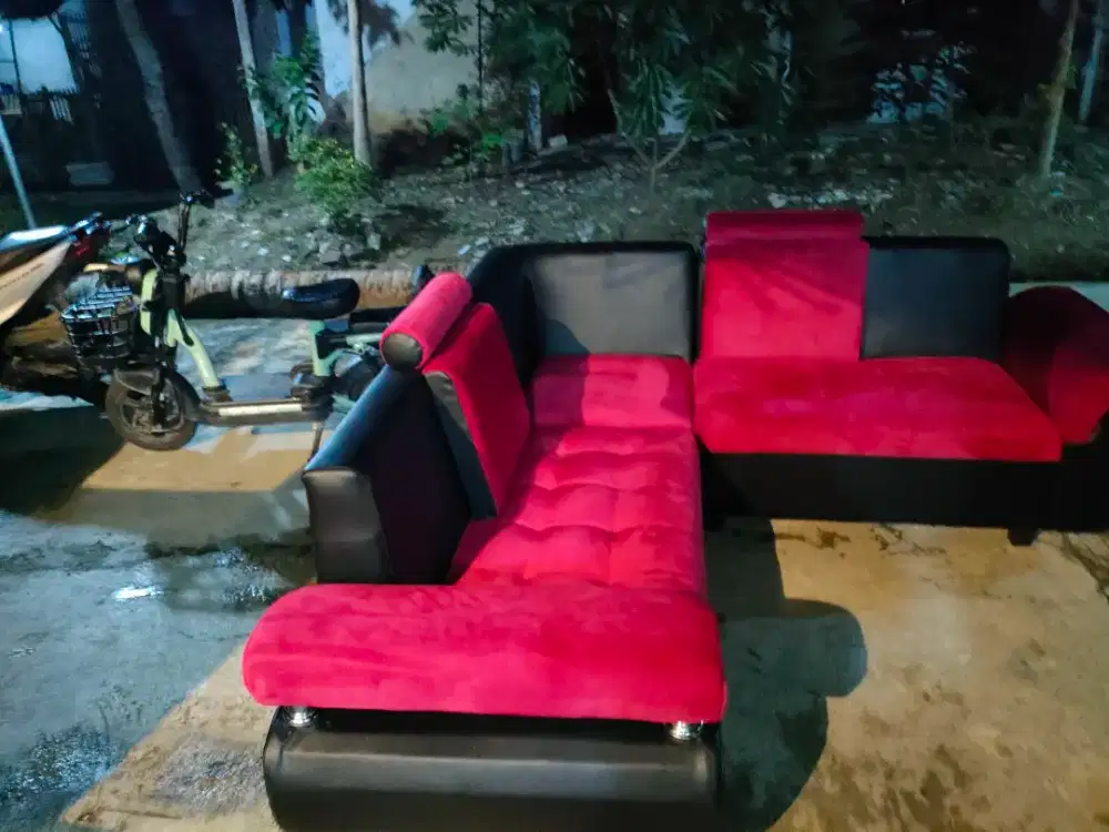 Reparasi sofa dan costume