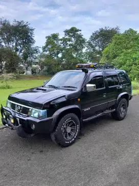 Nissan Terrano Grandroad G2 Th 2004