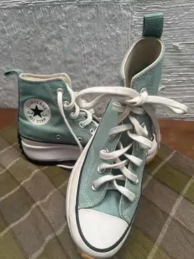 Separu converse second