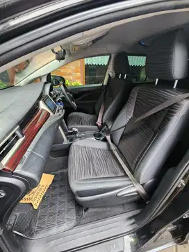 Toyota Kijang Innova Reborn Q 2017 Bensin (Captain seat)