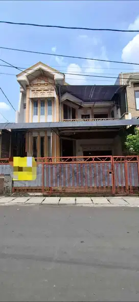 RUMAH MEWAH 2 LANTAI JL SALAK CAWANG JAKARTA TIMUR