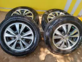 Velg Innova V Luxury R15 + Ban