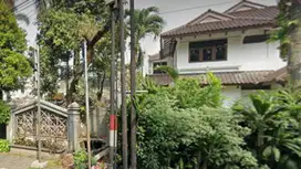 RUMAH PONDOK INDAH, SUPER MEWAH, LT 1054, LB 600m2, SHM, 7KT, ONLY 50M