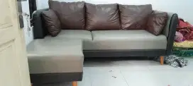 SOFA berbentuk L