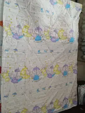 Bed cover anak perempuan 120 x 120