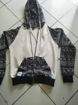 Di jual jaket ORI  sch  ukuran all size