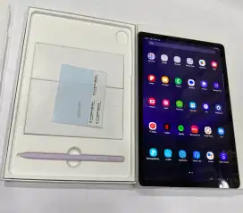 Samsung 
Tab s9fe 5g
Ram 6/128gb
Mulus 100% like new
Fullset Original