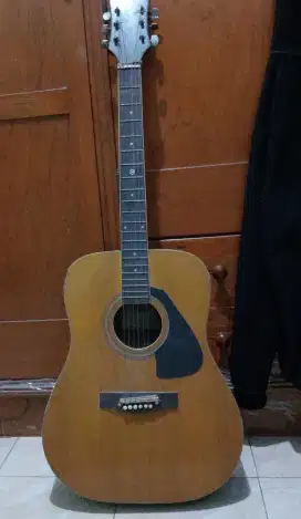 Gitar Yammaha C330