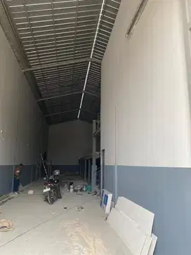 Disewakan gudang baru daan mogot km21 tangerang ada 11 unit nego