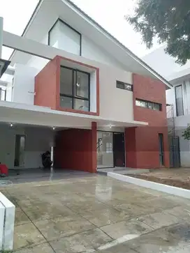 DISEWAKAN RUMAH VASA LAKE LIPPO CIKARANG