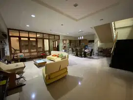 Dijual Rumah Lux di Istana Regency I - Bandung