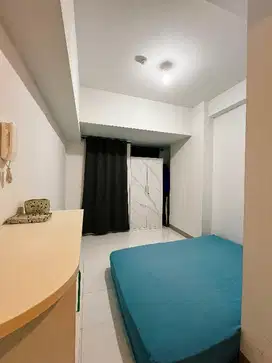 sewa murah apartemen tokyo riverside pik 2 studio semi lowzone