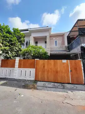 JUAL VILLA BARU 2 LANTAI SHM DI RENON