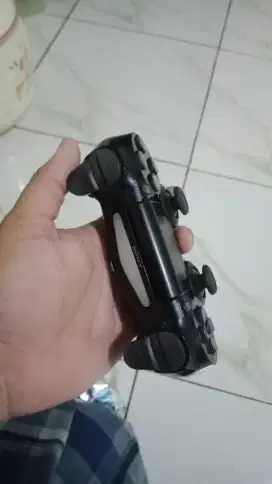 Stik ps4 ORI Mesin, Stick Ps4 seperti baru batre awet