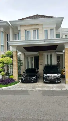 Rumah Lariz Golf Residence Pakuwon Indah Ciamik Bagus
