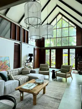 Rumah Villa Dago Swimming Pool Siap Huni Bandung Utara.