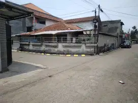 harga dibawah NJOP muraahhhh  rumah di komplek dekat ke tol kopo