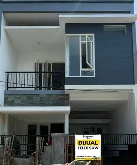 Jual Rumah Baru 2 lt   Pantai Mentari