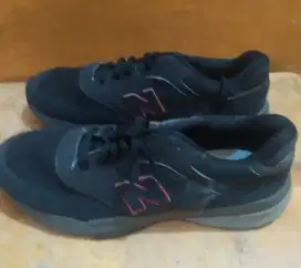 SEPATU RUNING UKURAN JUMBO 46