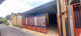 rumah luas bersih full perabot siap huni