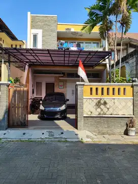 Rumah 1,5 Lantai Cantik Murah di Antilop Jatiwaringin Pondokgede