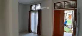 Rumah Dekat Pusat Kota Di Danau Bogor Raya Cluster Helinium