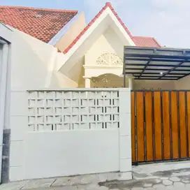 Rumah cluster bagus minimalis dekat luwes Gentan
