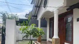 DiJual Rumah Siap Huni, Komplek Mandar Bintaro Sektor 3A Tangsel