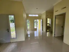 Rumah Dekat Stasiun Di Perum Bukit Mekarwangi Tanah Sareal Bogor