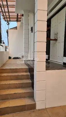 RUMAH DI DAERAH TANAH MAS