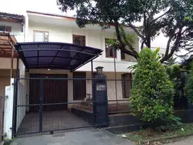 Di jual rumah jln.melati lebak bulus jaksel