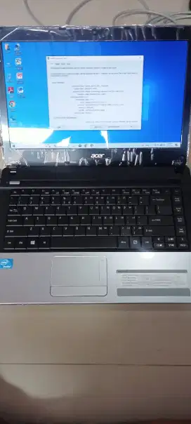 Laptop Acer Aspire E1-431