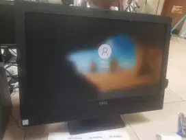 Komputer desktop Dell aio i3gen7