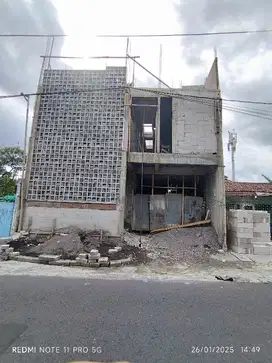 Kost Exclusive Mangku Jalan Aspal, Struktur 3 Lantai, SHM Dan IMB