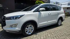 Innova Reborn V Diesel Matic (Body Kit Venturer)