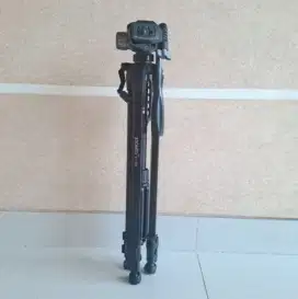 1. Tripod DSLR Kokoh & Fleksibel! Somita ST-3520 Siap Hunting Foto!