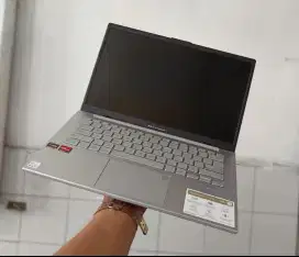 LAPTOP TERBARU ASUS E4104FA BISA KREDIT 0 DP SYARAT KTP SAJA