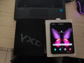 Samsung Galaxy Z Fold 1 ram 12 internal 512 fulset sesuai postingan
